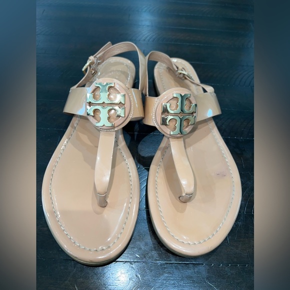 Tory Burch Bryce Patent Leather Flat Thong Sandal - Picture 2 of 14
